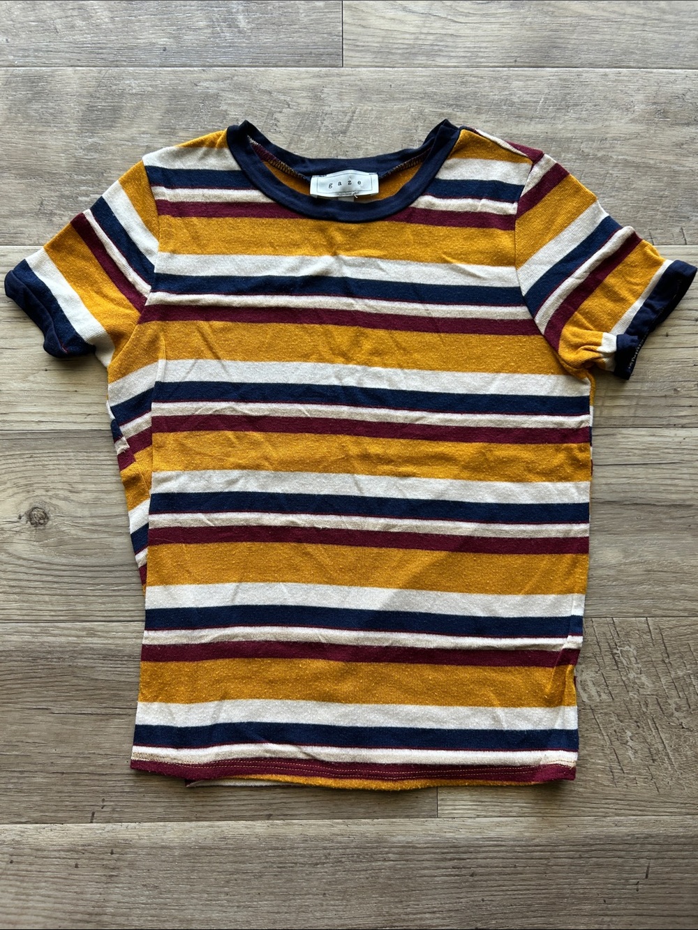 Gaze T Shirt Small Striped